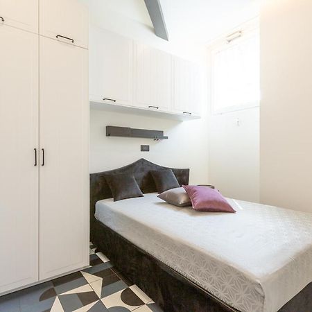3Fo6 -Navigli-Duomo - Luxury Modern Apartment Милан Экстерьер фото