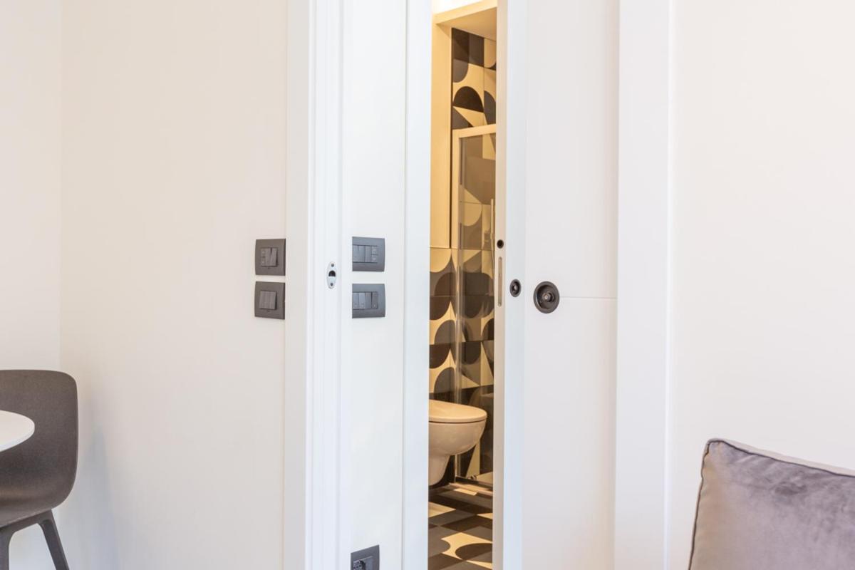 3Fo6 -Navigli-Duomo - Luxury Modern Apartment Милан Экстерьер фото